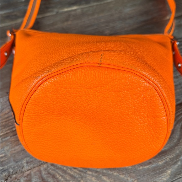 Coach vintage  neon orange duffle mini bucket feed bag crossbody (flaws) w/COA - Picture 6 of 16